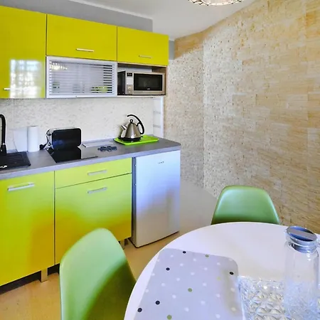 Studio In Ko Obrzeg Near Baltic Beach 아파트 *